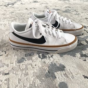 Women’s Nike Court Legacy Sneaker